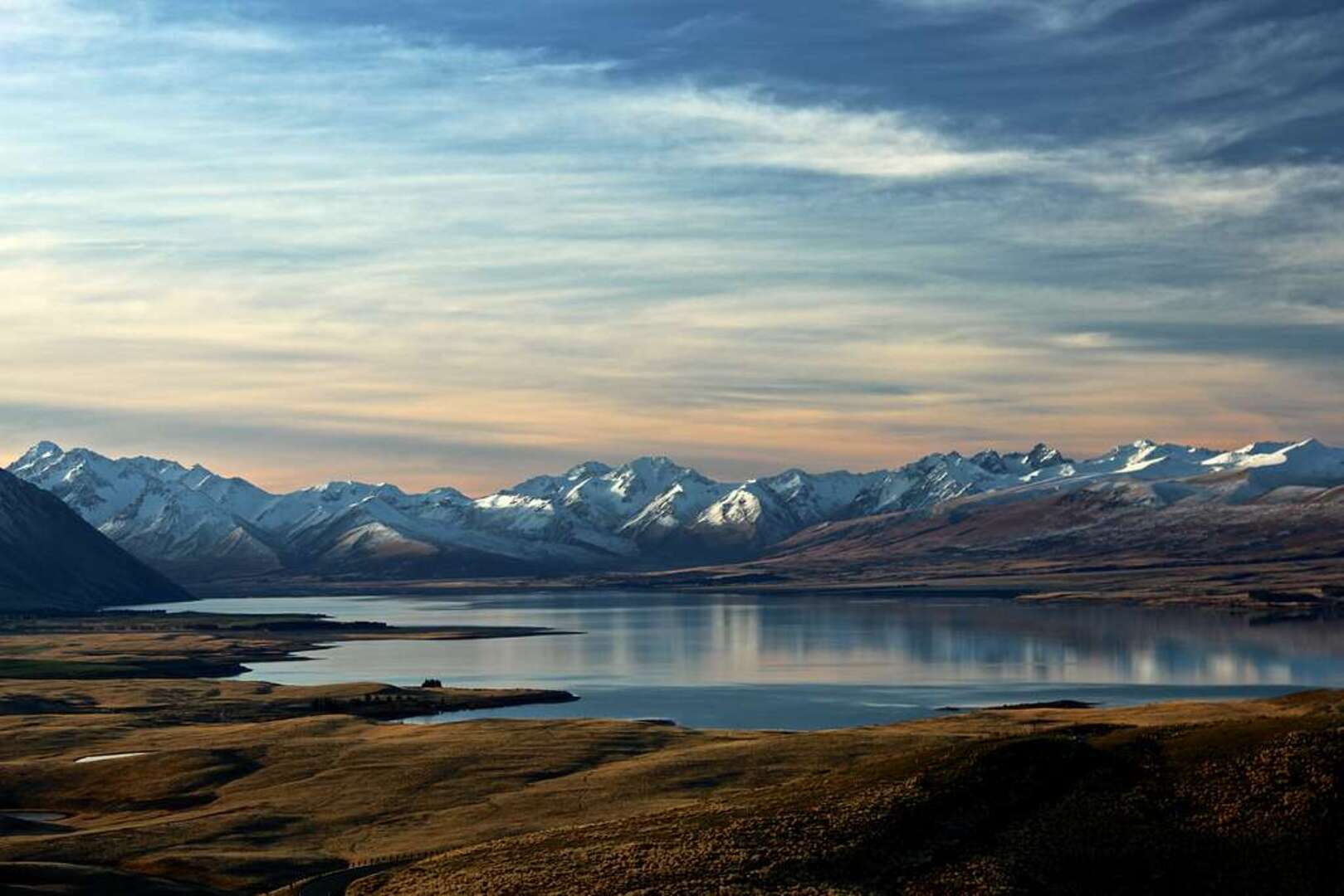 Lake Tekapo and surrounding Southern Alps